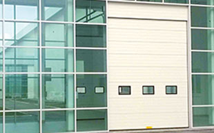 Rigid sectional doors