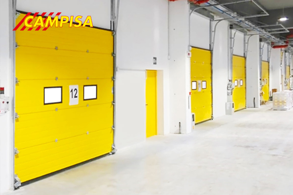 Sectional door with Fidelity® hydraulic engine
